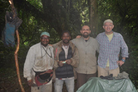Una de las expediciones con botánicos de Guinea Una de las expediciones con botánicos de Guinea.